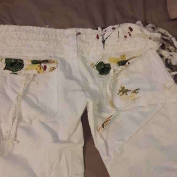 GORGEOUS BOUTIQUE SHORTS,WORE ONCE - Picture 7 of 8